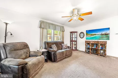 58 Skyline Dr, Sicklerville, NJ 08081 photo 6