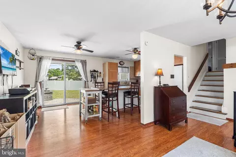 Entry Way - 34 Randy Rd, Glendora, NJ 08029 photo 1 of 4