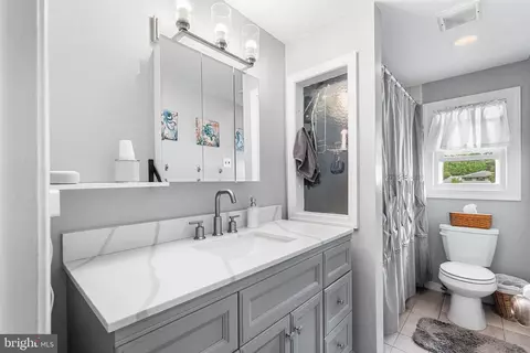 Bath - 34 Randy Rd, Glendora, NJ 08029 photo 1 of 2