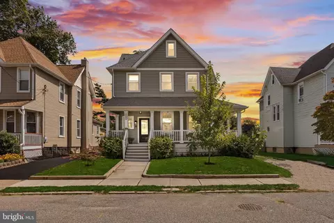 129 Maple Ter, Merchantville, NJ 08109