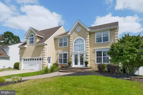 21 Cedar Grove Dr, Sicklerville, NJ 08081