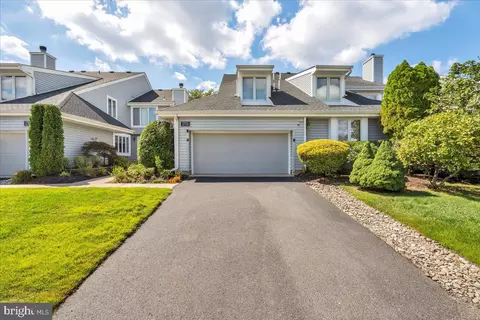 1703 Saratoga Ct, Voorhees, NJ 08043