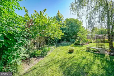 Exterior - 55 Evesham Rd, Runnemede, NJ 08078 photo 6 of 9