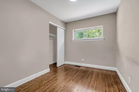 Other - 211 Chatham Dr, Lindenwold, NJ 08021 photo 2 of 7