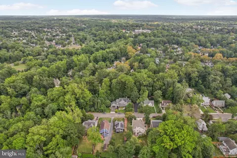 View/Area - 685 Maple Ave, Haddonfield, NJ 08033 photo 7 of 8