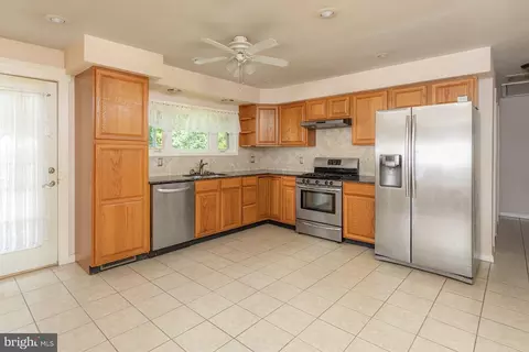 Kitchen - 11 Wilson Ave, Clementon, NJ 08021 photo 1 of 2