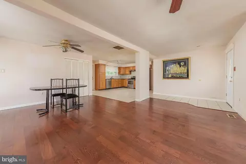 Entry Way - 11 Wilson Ave, Clementon, NJ 08021 photo 1 of 2