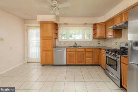 Kitchen - 11 Wilson Ave, Clementon, NJ 08021 photo 2 of 2