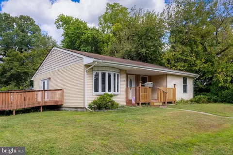 Exterior - 11 Wilson Ave, Clementon, NJ 08021 photo 2 of 4