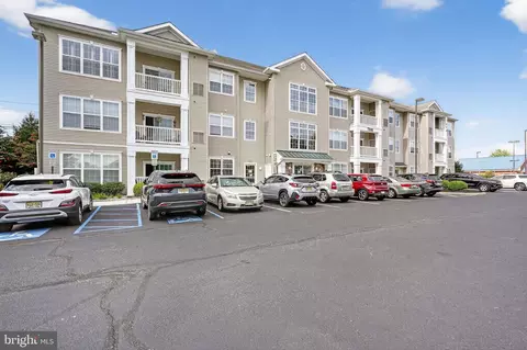 7330 Maple Ave #124, Pennsauken, NJ 08109