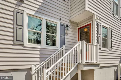 516 Society Hill Blvd, Cherry Hill, NJ 08003