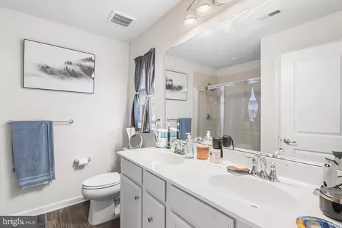 Entry Way - 57 Circle Dr, Sicklerville, NJ 08081 photo 14 of 15