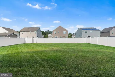 Exterior - 57 Circle Dr, Sicklerville, NJ 08081 photo 8 of 8