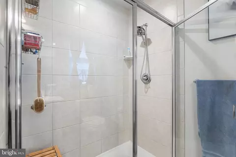 Bath - 57 Circle Dr, Sicklerville, NJ 08081 photo 1 of 1