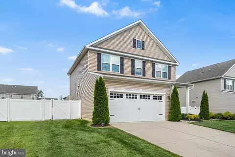 Exterior - 57 Circle Dr, Sicklerville, NJ 08081 photo 2 of 8