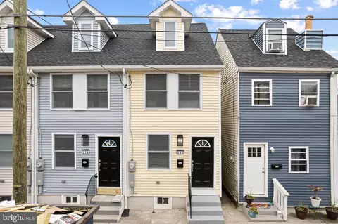 312 Ridgeway St, Gloucester City, NJ 08030