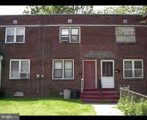 1109 N 21st St, Camden, NJ 08105
