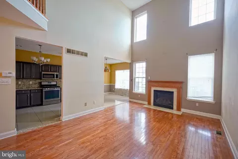 Living - 8 Bryce Rd, Berlin, NJ 08009 photo 2 of 6