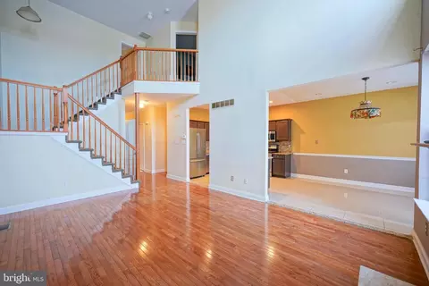 Living - 8 Bryce Rd, Berlin, NJ 08009 photo 4 of 6
