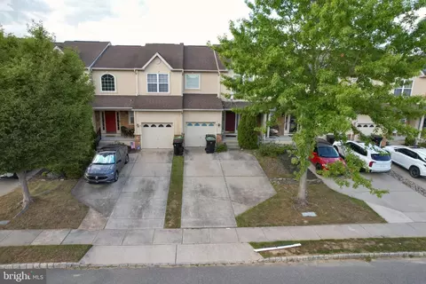 View/Area - 8 Bryce Rd, Berlin, NJ 08009 photo 1 of 7