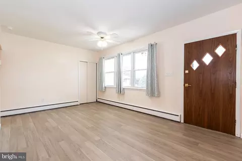 Living - 525 W Evesham Rd, Runnemede, NJ 08078 photo 2 of 6