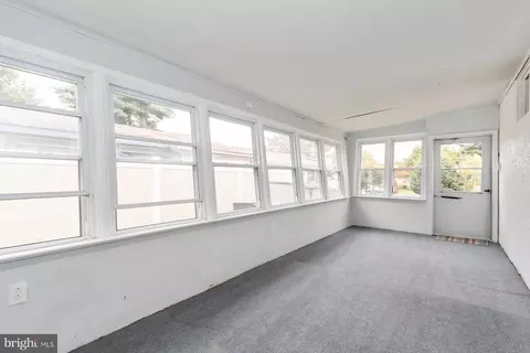 Exterior - 525 W Evesham Rd, Runnemede, NJ 08078 photo 2 of 5