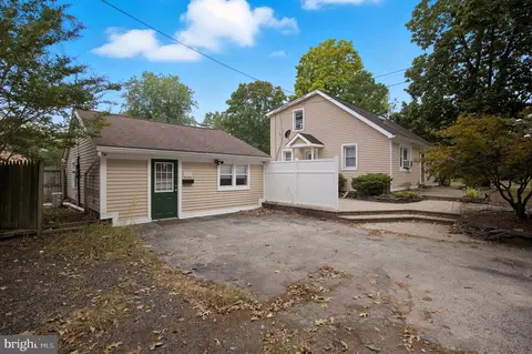 687 Jackson Rd, Atco, NJ 08004