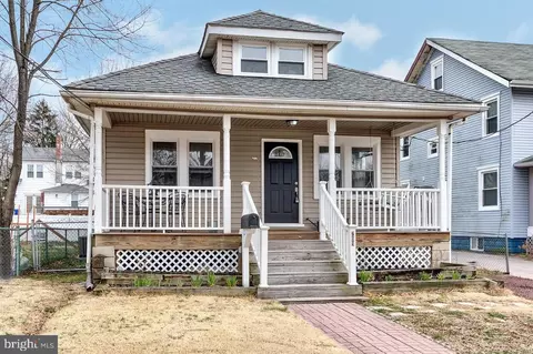 209 W End Ave, Pennsauken, NJ 08109