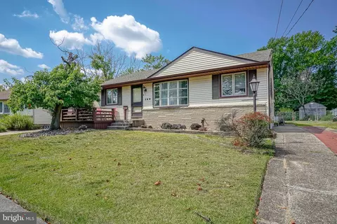 769 W 3rd Ave, Runnemede, NJ 08078