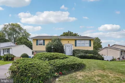 26 Regent Rd, Cherry Hill, NJ 08003