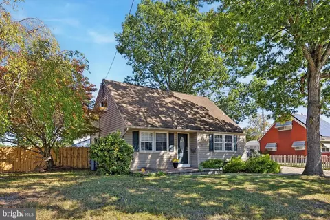 Exterior - 90 Estates Rd, Pine Hill, NJ 08021 photo 2 of 3