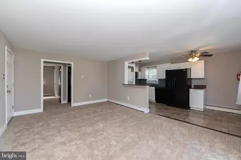 148 Dartmouth Ave, Somerdale, NJ 08083
