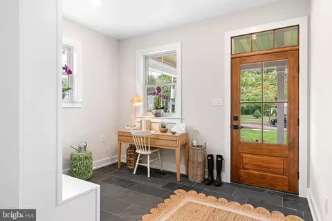 Entry Way - 801 Cedar Ave, Haddonfield, NJ 08033 photo 10 of 16