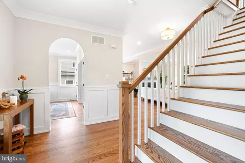 Entry Way - 801 Cedar Ave, Haddonfield, NJ 08033 photo 12 of 16