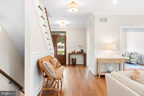 Entry Way - 801 Cedar Ave, Haddonfield, NJ 08033 photo 4 of 16