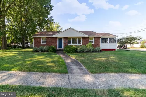 1800 S Burnt Mill Rd, Voorhees, NJ 08043