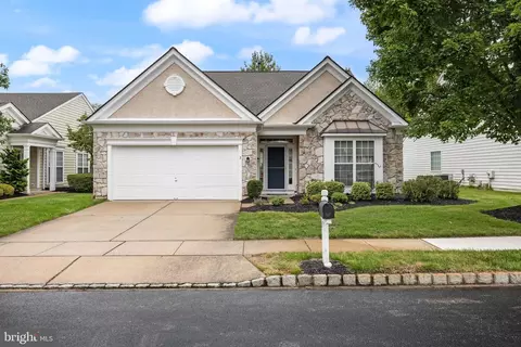 3 Festival Dr, Voorhees, NJ 08043