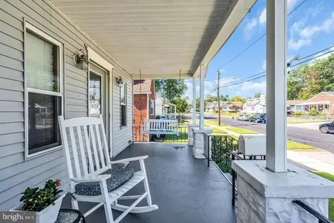 316 E Washington Ave, Magnolia, NJ 08049