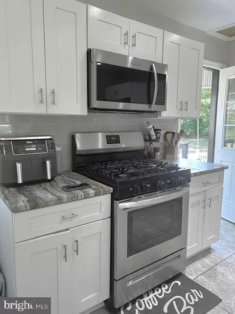 Kitchen - 142 Jackson Rd, Berlin, NJ 08009 photo 2 of 4