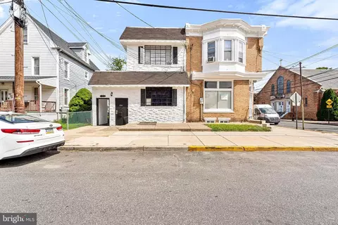 156 Chestnut Ave, Oaklyn, NJ 08107