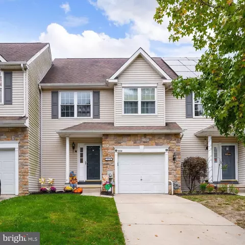 113 Hidden Dr, Blackwood, NJ 08012