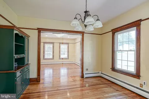 Living - 166 Evesham Rd, Cherry Hill, NJ 08003 photo 1 of 4