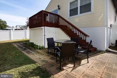 Exterior - 27 E 3rd Ave, Runnemede, NJ 08078 photo 6 of 7