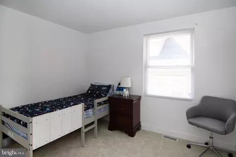 Bedroom - 27 E 3rd Ave, Runnemede, NJ 08078 photo 7 of 11