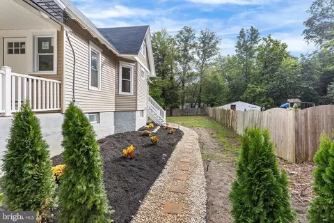 Exterior - 97 Erial Rd, Clementon, NJ 08021 photo 3 of 6