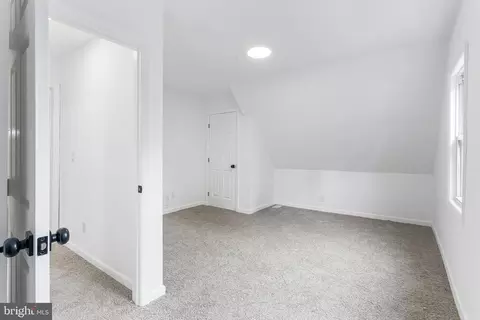 Entry Way - 97 Erial Rd, Clementon, NJ 08021 photo 8 of 9