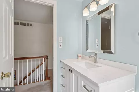 Bath - 116 Split Rail Dr, Cherry Hill, NJ 08034 photo 4 of 4