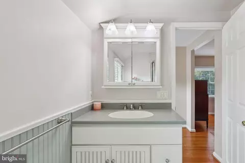 Bath - 116 Split Rail Dr, Cherry Hill, NJ 08034 photo 2 of 4