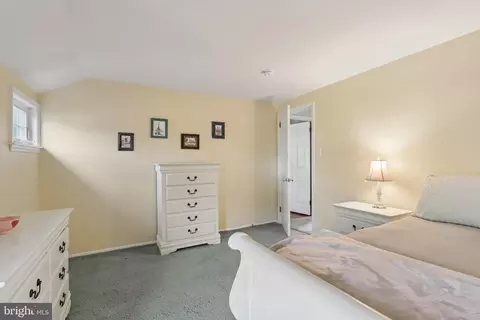 Bedroom - 116 Split Rail Dr, Cherry Hill, NJ 08034 photo 7 of 8