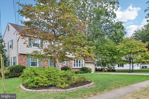 Exterior - 116 Split Rail Dr, Cherry Hill, NJ 08034 photo 3 of 9